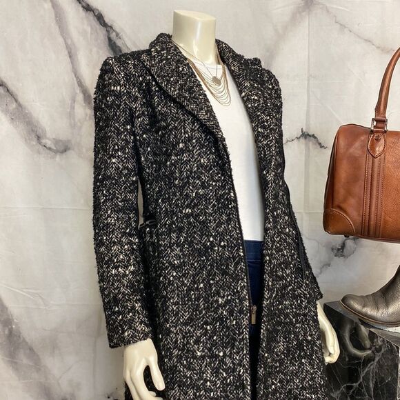 BCBG MaxAzria coat - Picture 3 of 5